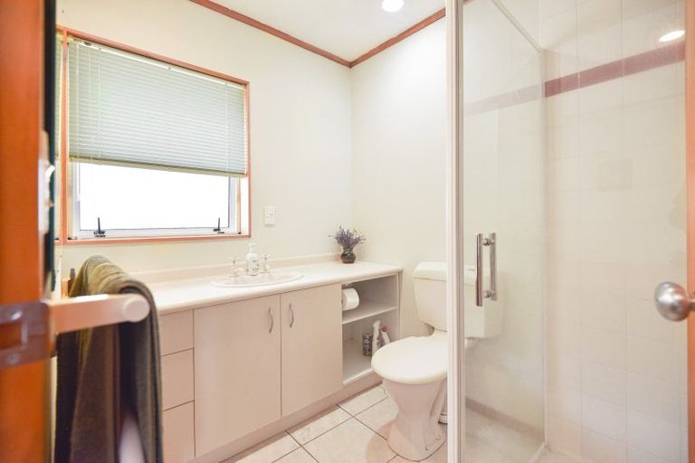 Photo of property in 12 Forest Place, Lynmore, Rotorua, 3010