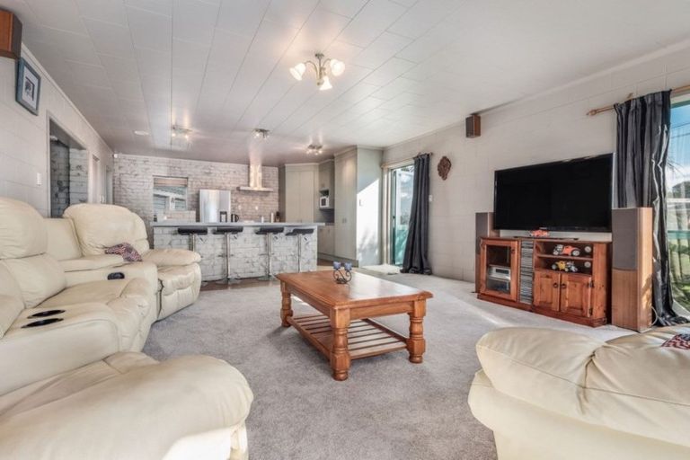 Photo of property in 2 Haukore Street, Hairini, Tauranga, 3112