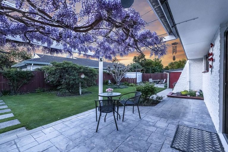 Photo of property in 74 Sabys Road, Halswell, Christchurch, 8025