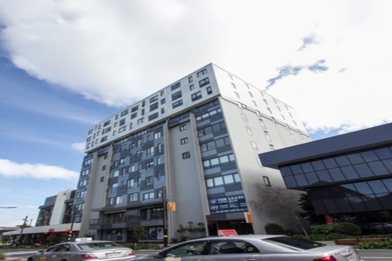 Photo of property in Twin Towers, 611/17 Putney Way, Manukau, Auckland, 2104