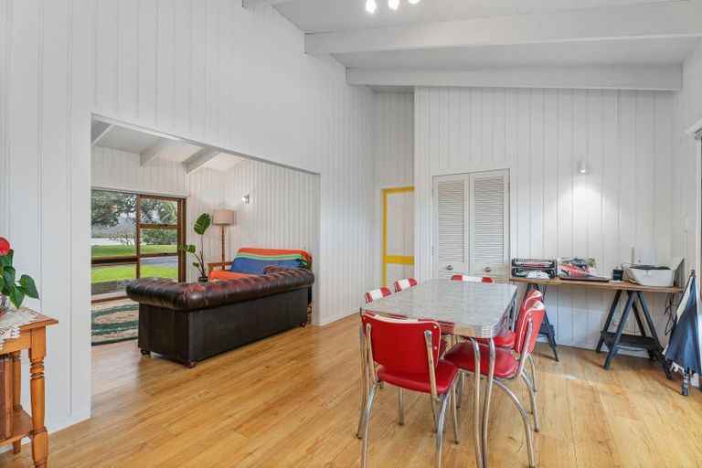 Photo of property in 75 Robinson Road, Whitianga, 3510