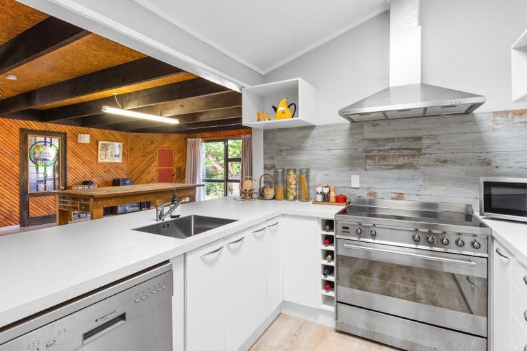 Photo of property in 30 Mcgregor Avenue, Pirimai, Napier, 4112