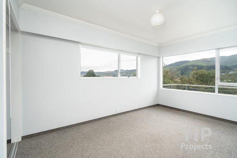 Photo of property in 22 Tremewan Street, Tawa, Wellington, 5028