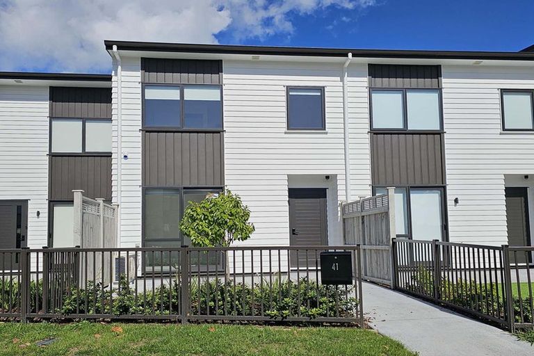 Photo of property in 41 Adlam Lane, Takanini, 2112