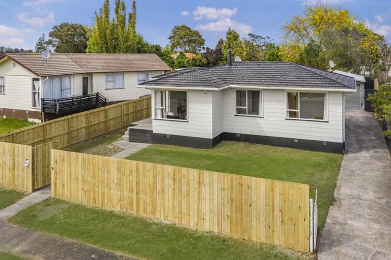 Photo of property in 22 Arnwood Street, Manurewa, Auckland, 2102