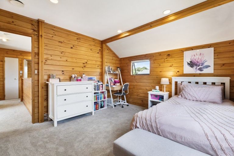 Photo of property in 16 Colchester Avenue, Glendowie, Auckland, 1071