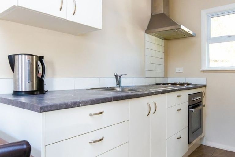 Photo of property in 3/49 Te Mata Road, Havelock North, 4130