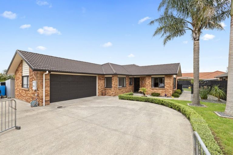 Photo of property in 9 Woodcroft Way, Pukekohe, 2120