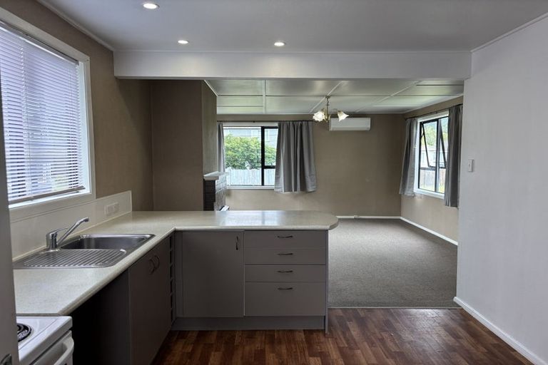 Photo of property in 49 Molesworth Street, Taita, Lower Hutt, 5011