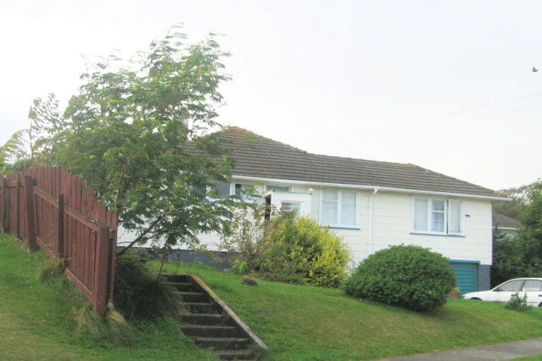 Photo of property in 7 Stevens Crescent, Ranui, Porirua, 5024