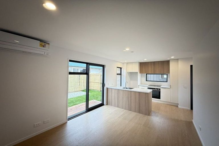 Photo of property in 4/26 Hargest Crescent, Sydenham, Christchurch, 8023