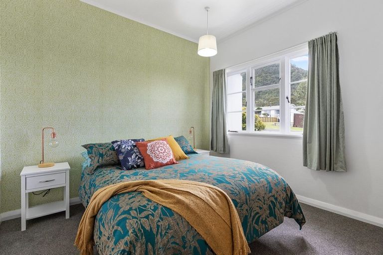 Photo of property in 1 Gilchrist Street, Te Aroha, 3320