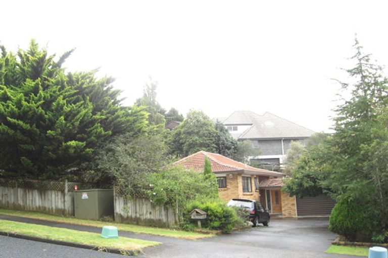 Photo of property in 76 Haseler Crescent, Howick, Auckland, 2014