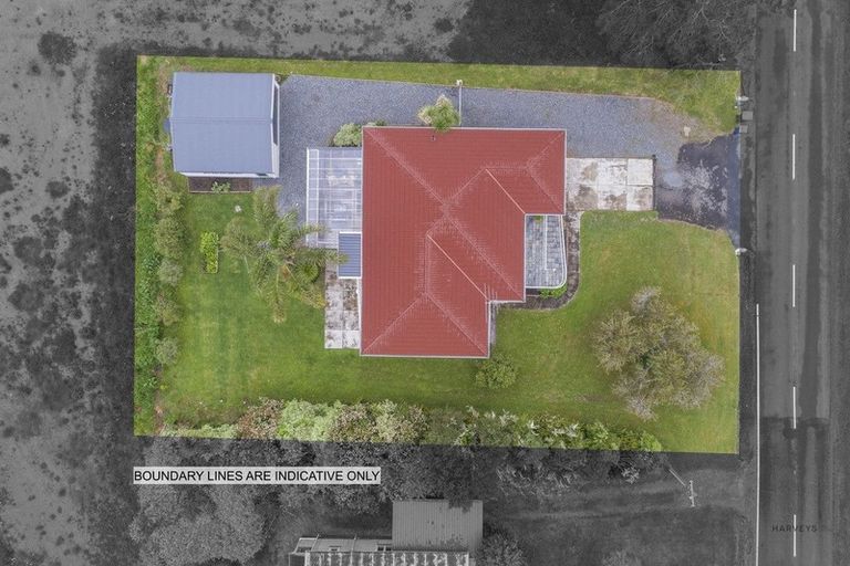 Photo of property in 40 Shaw Road, Oratia, Auckland, 0604