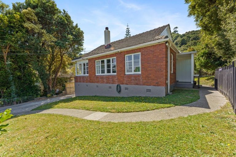 Photo of property in 51 Wilkie Crescent, Naenae, Lower Hutt, 5011