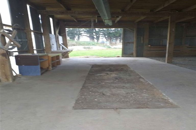 Photo of property in 13 Woodlands Cemetery Road, Woodlands, Invercargill, 9871