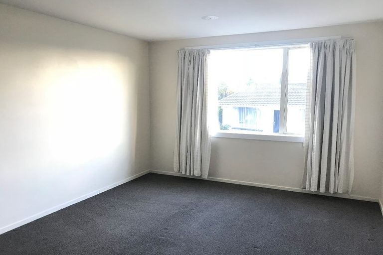 Photo of property in 1/8a Elmwood Road, Strowan, Christchurch, 8052