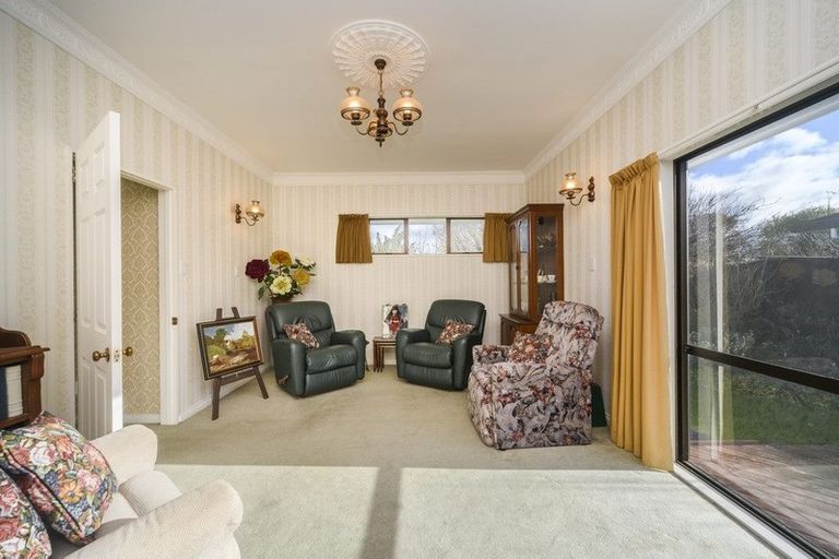 Photo of property in 8 Mcarthur Street, Terrace End, Palmerston North, 4410