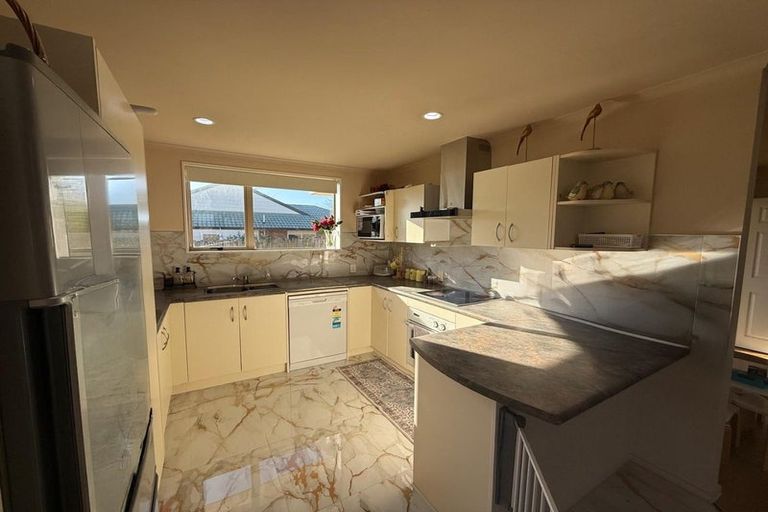 Photo of property in 142c Settlement Road, Papakura, 2110