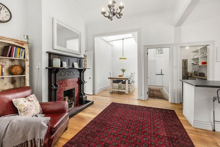 Photo of property in 66 Eden Street, Island Bay, Wellington, 6023