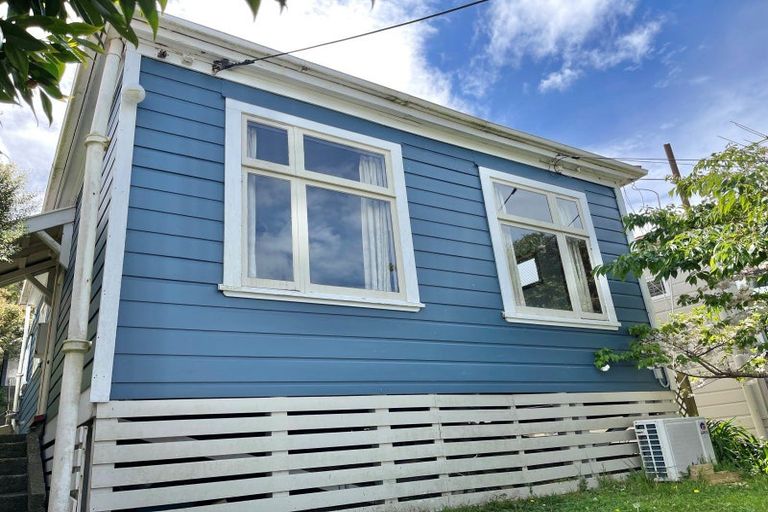 Photo of property in 36 Cleveland Street, Brooklyn, Wellington, 6021