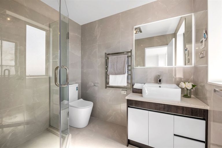 Photo of property in 7 Aklander Rise, Flat Bush, Auckland, 2019