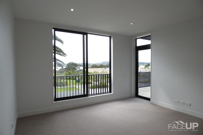 Photo of property in 115 Buckley Avenue, Hobsonville, Auckland, 0616