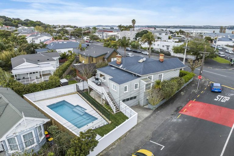 Photo of property in 36 Calliope Road, Devonport, Auckland, 0624