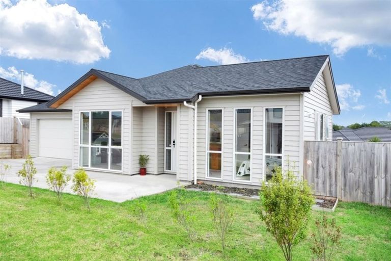 Photo of property in 135 Matua Road, Huapai, Kumeu, 0810