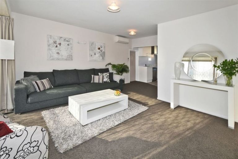 Photo of property in 2/14 Rotherham Street, Riccarton, Christchurch, 8041