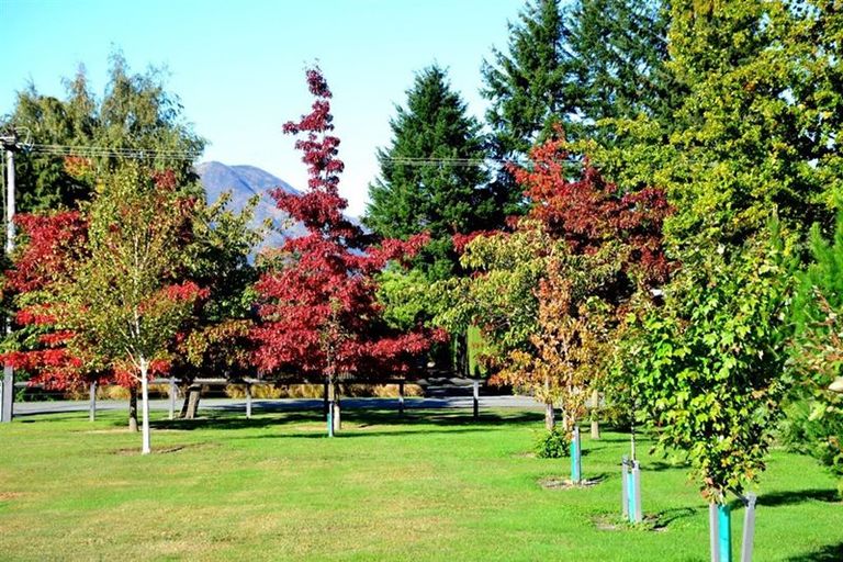 Photo of property in 3 Ewen Place, Hanmer Springs, 7334