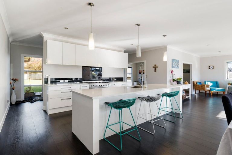 Photo of property in 18 Bos Crescent, Flagstaff, Hamilton, 3210