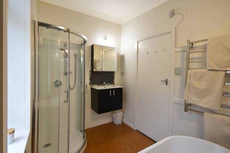 Photo of property in 2 Doon Street, Vauxhall, Dunedin, 9013