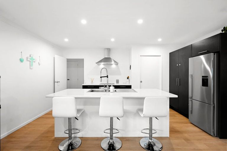 Photo of property in 253 Dixon Road, Fitzroy, Hamilton, 3206