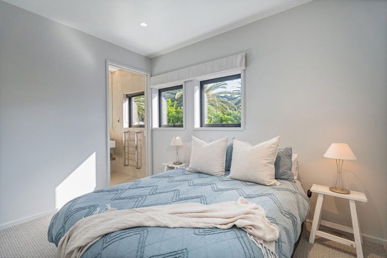 Photo of property in 4 Margaret Place, Hahei, Whitianga, 3591