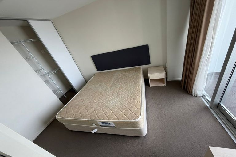 Photo of property in Proximity Apartments, 1008/17 Osterley Way, Manukau, Auckland, 2104