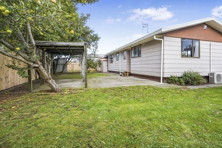 Photo of property in 1 Oak Avenue, Nawton, Hamilton, 3200