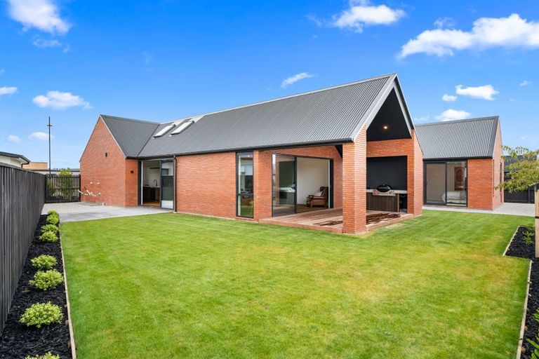 Photo of property in 13 Frank Ernest Crescent, Prebbleton, 7604