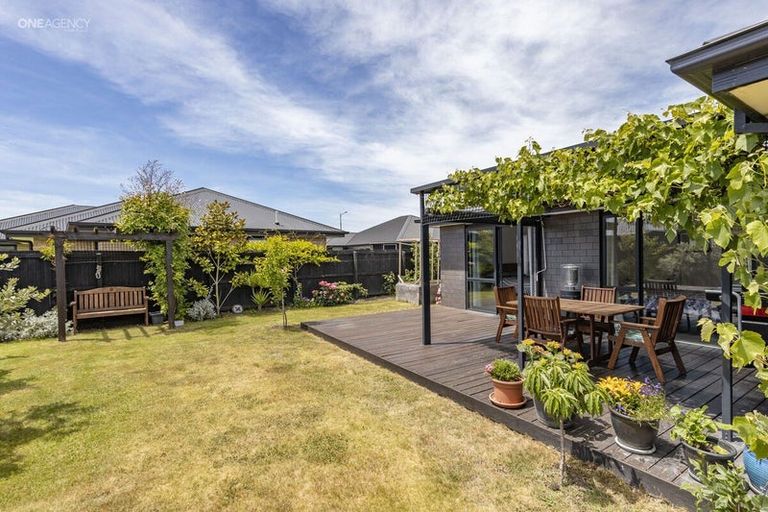 Photo of property in 11 Pajet Street, Marshland, Christchurch, 8083