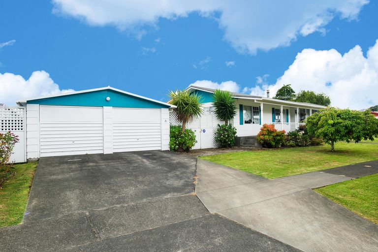 Photo of property in 1 Elsdon Best Street, Riverdale, Gisborne, 4010