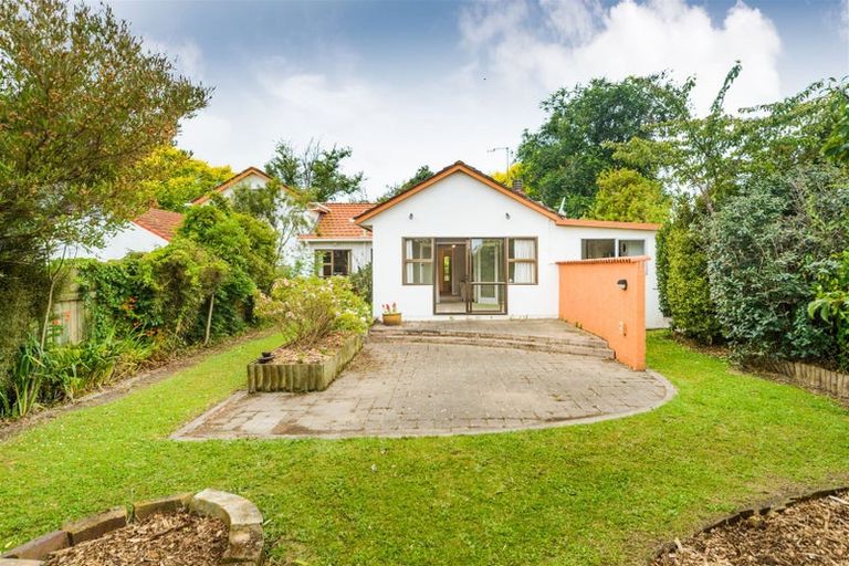 Photo of property in 73 Keeling Street, West End, Palmerston North, 4412