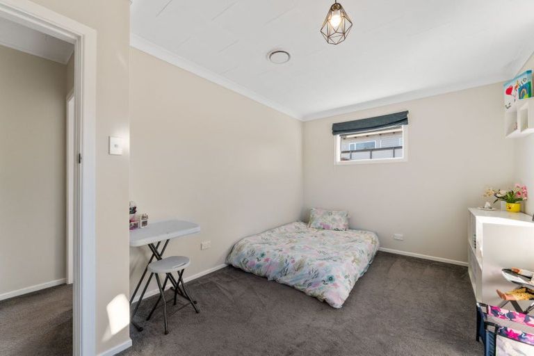 Photo of property in 4 Arrowsmith Avenue, Waipahihi, Taupo, 3330