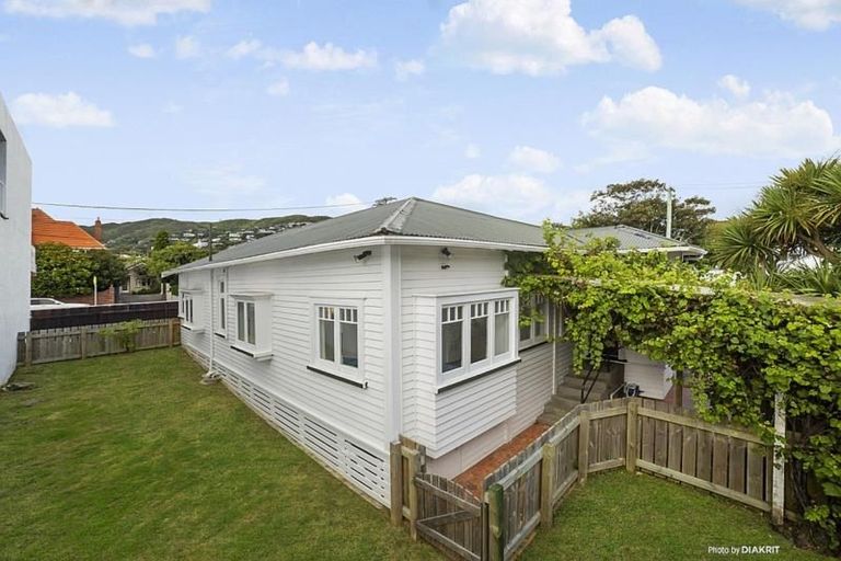 Photo of property in 284 Karori Road, Karori, Wellington, 6012
