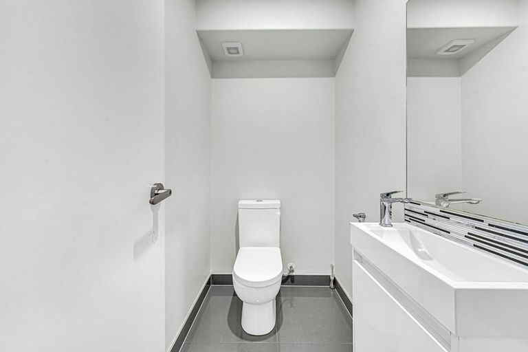 Photo of property in 14 Pipipi Crescent, Takanini, 2112