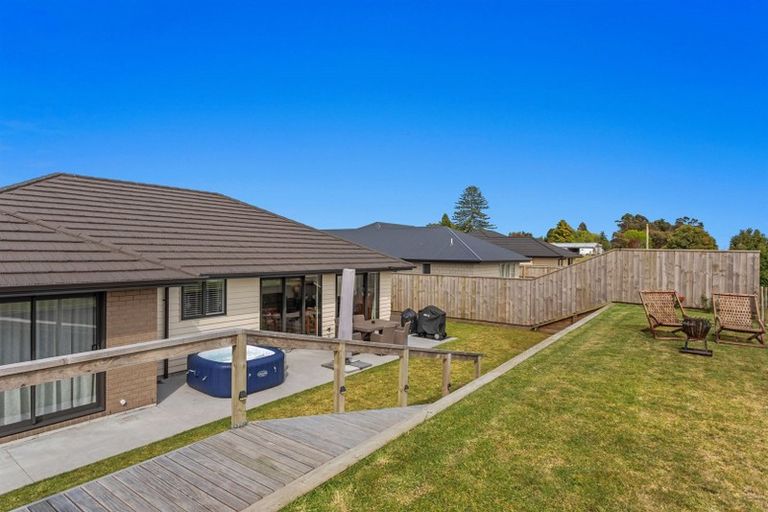 Photo of property in 8 Karearea Drive, Coastlands, Whakatane, 3120