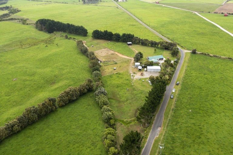 Photo of property in 2745 Opunake Road, Te Kiri, Opunake, 4682