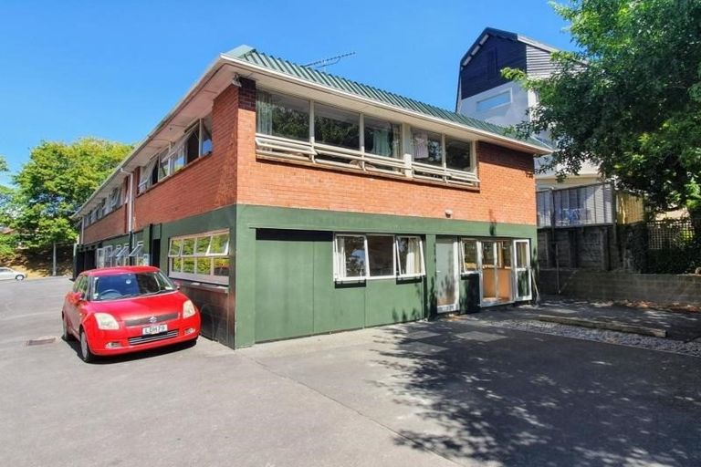 Photo of property in 1/129 Grafton Road, Grafton, Auckland, 1010