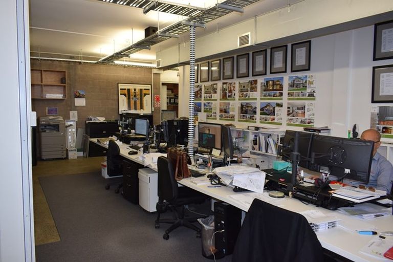 Photo of property in 33 Sale Street, Cockle Bay, Auckland, 2014