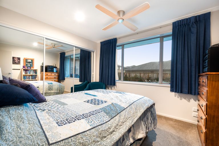 Photo of property in 18 Josh Road, Huapai, Kumeu, 0810