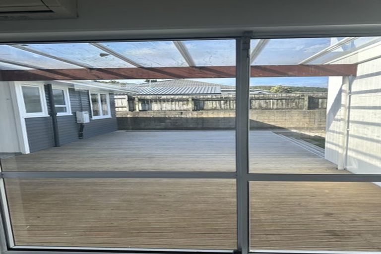 Photo of property in 11 Henry Street, Ebdentown, Upper Hutt, 5018